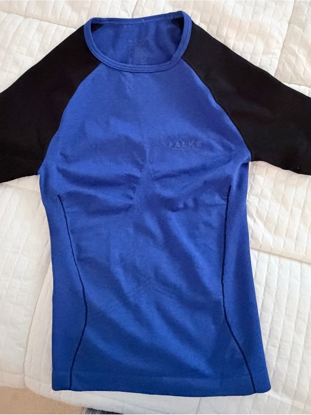 Falke Ergonomic Sport System Seamless Blue & Black Compression Top